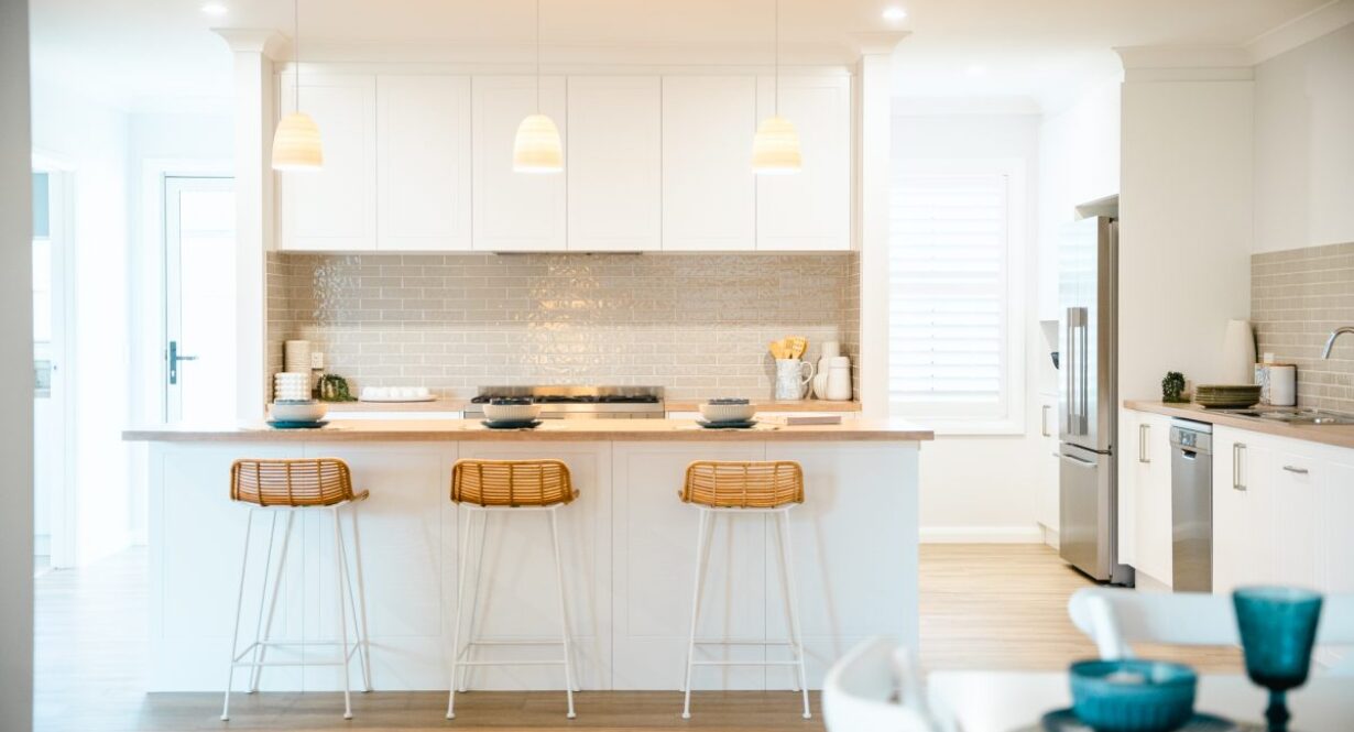 Kitchen-front -view-display-home-alatalo-bros