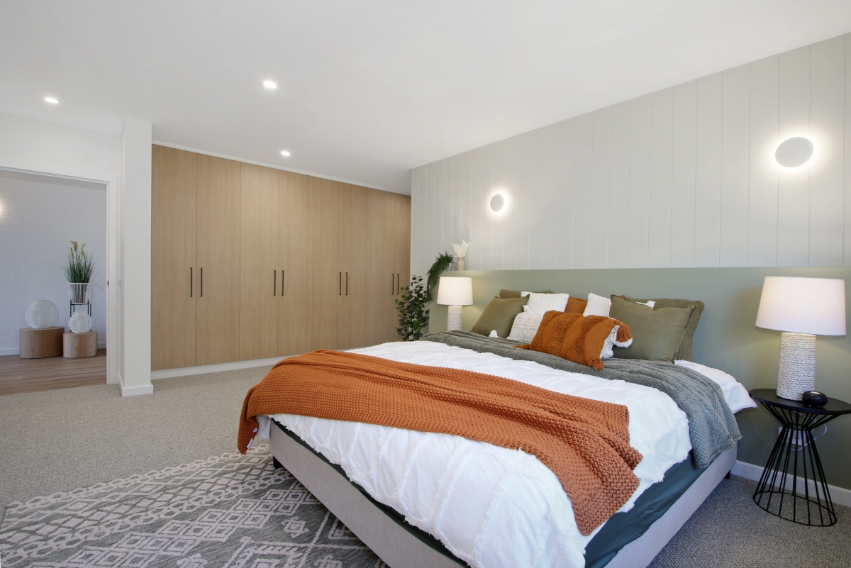 kingfisher-display-home-master-bedroom-thurgoona-wardrobe