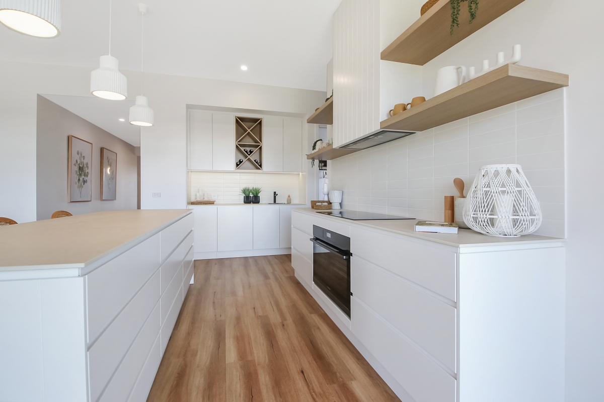 kingfisher-display-home-cabinets-kitchen-thurgoona